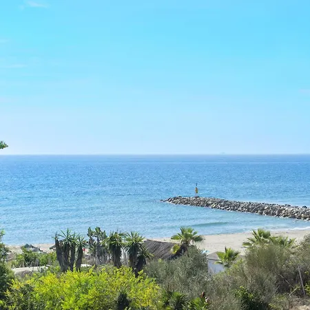 Puerto Cabopino Apartment