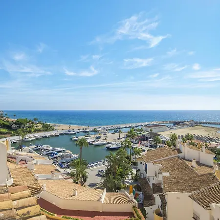 Puerto Cabopino *